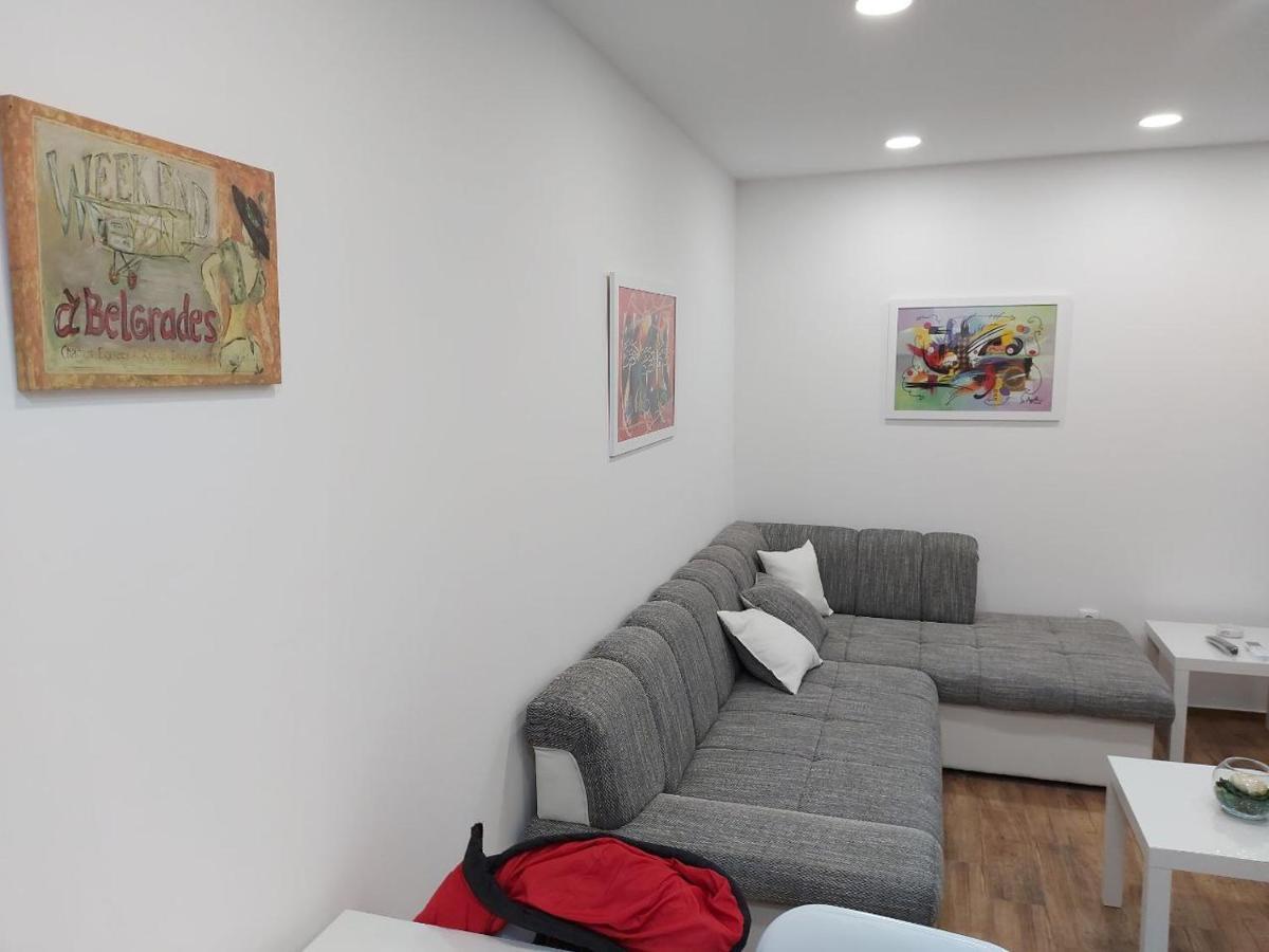 Cosy, Quiet & Brand New Apartment W/ Danube View Belgrado Buitenkant foto