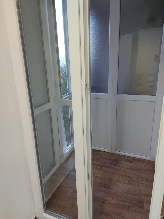 Cosy, Quiet & Brand New Apartment W/ Danube View Belgrado Buitenkant foto